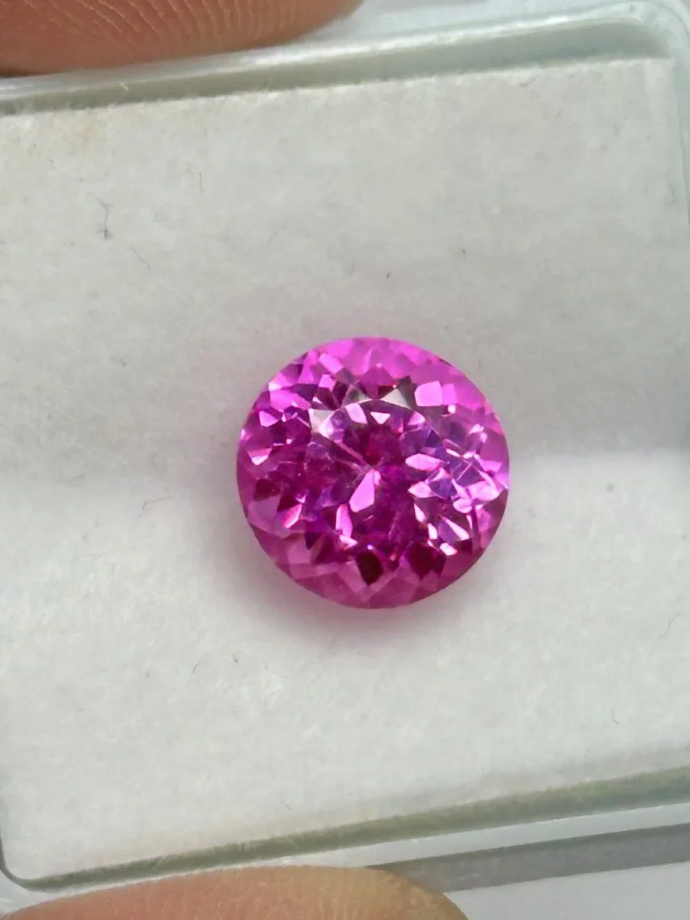 Certified Excellent Round Pink RUBY - Picture 8 of 14